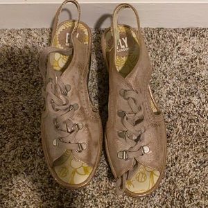 Silver-ish pink Fly London